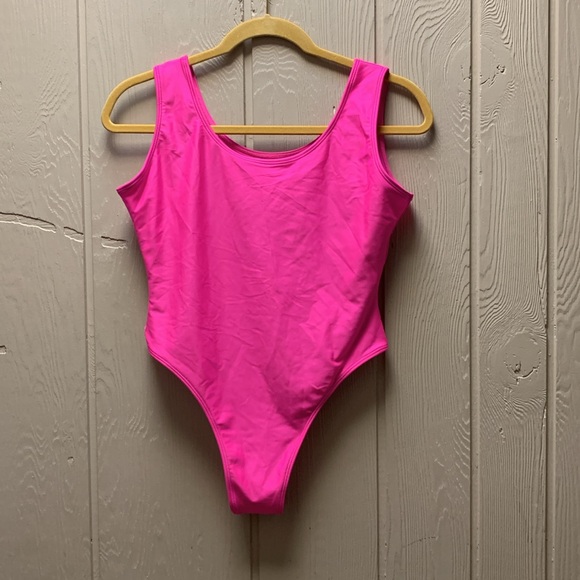 Annbon Swimsuit - Picture 1 of 8